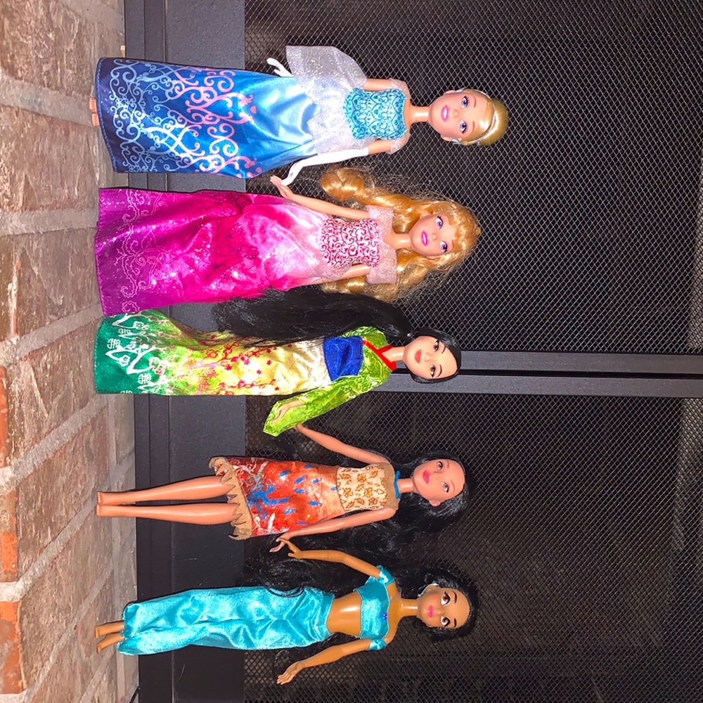 Disney princess dolls